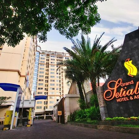 Youre At - Grand Setiabudhi Apartment Bandung Ngoại thất bức ảnh